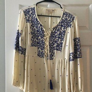 Cream & Blue casual top